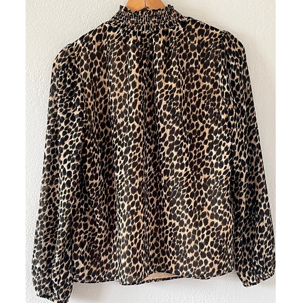 Women's J Crew Cheetah Print Long Sleeve Ruffle Neckline Top Blouse Size XS - Picture 2 of 6